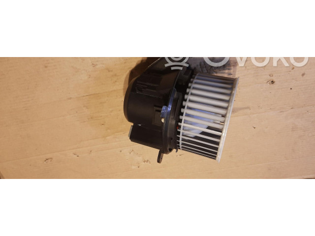 Вентилятор печки    EE797001   Renault Twingo III