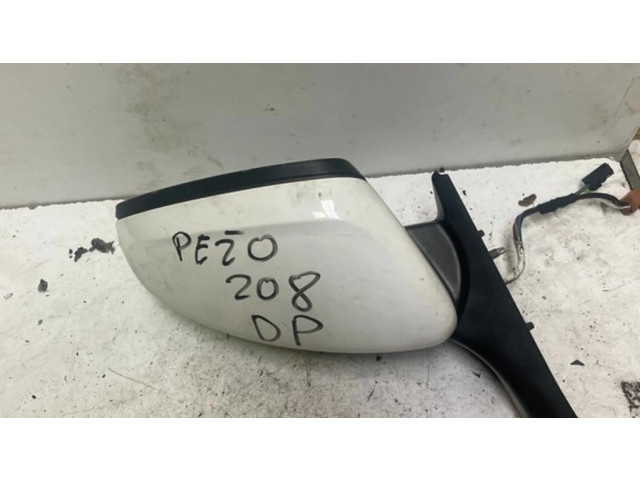 Зеркало электрическое правое Peugeot 208 2012-2019 года
