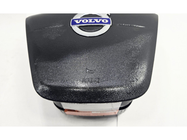 Подушка безопасности водителя 31332820   Volvo V70