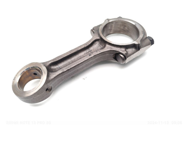 Шатун      KIA Carnival  