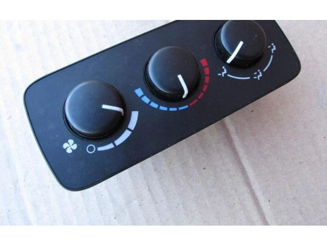 Блок управления климат-контролем    Jeep Grand Cherokee