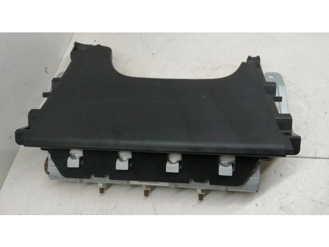 Подушка безопасности для колен 7030A242, 6241458 Mitsubishi ASX