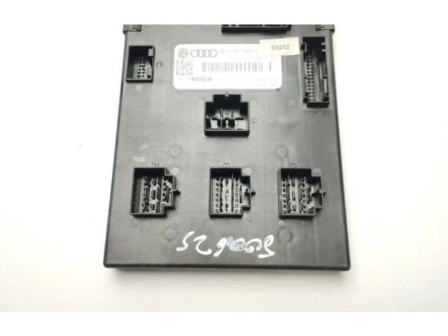 Блок управления 8K0907063D Audi A4 Allroad