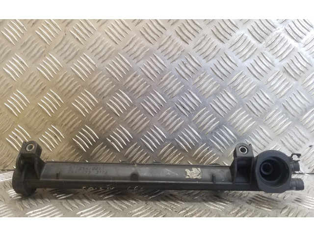 Топливная рампа 06A133317A   Volkswagen Golf IV  