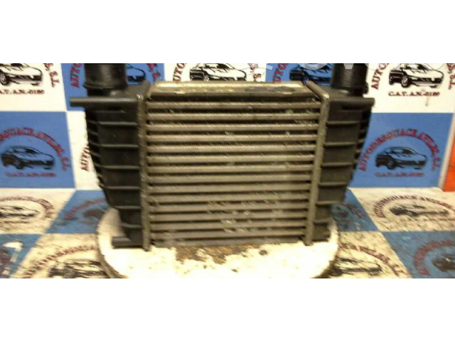 Интеркулер 8200471888 Renault Clio III