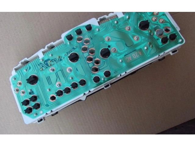 Панель приборов Mitsubishi Pajero Sport I