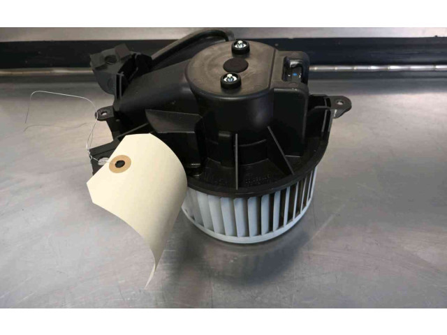 Вентилятор радиатора     95518102    Opel Combo C 