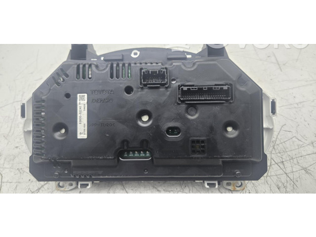 Přístrojová deska  Subaru Trezia 2012 8380052Z40  