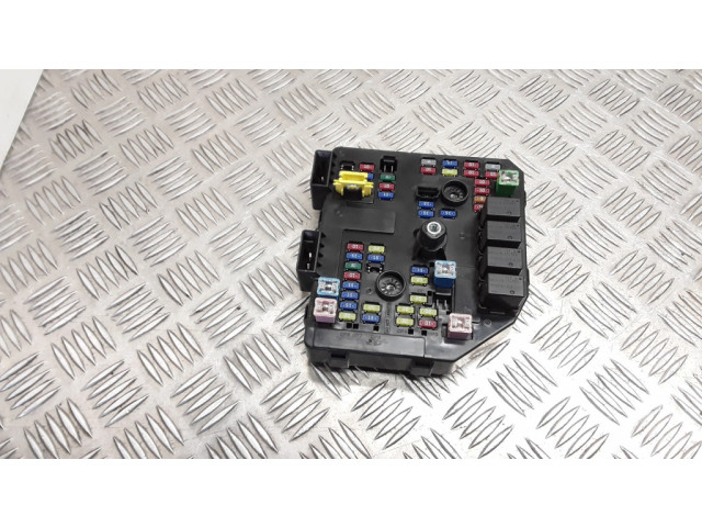 Pojistková skříňka 95381483 Chevrolet Captiva 2013