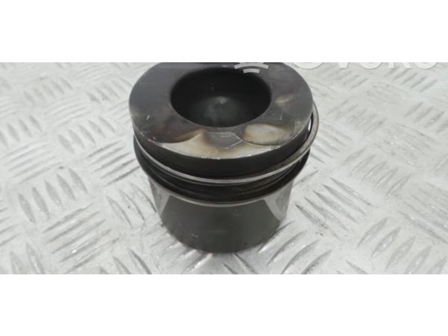  Поршень OM 651.930 A6510302517, 143110076411X  Mercedes-Benz CLA C117 X117 W117  