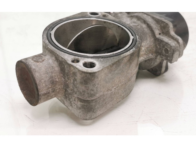 Дроссельная заслонка E0t81071, E080 Mitsubishi Pajero