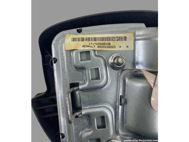 Подушка безопасности водителя 8200236060   Renault Clio II