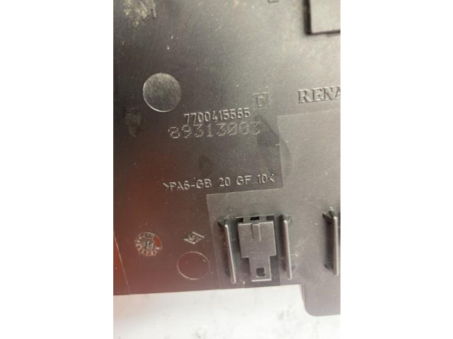Блок комфорта 216566147A Renault Clio II