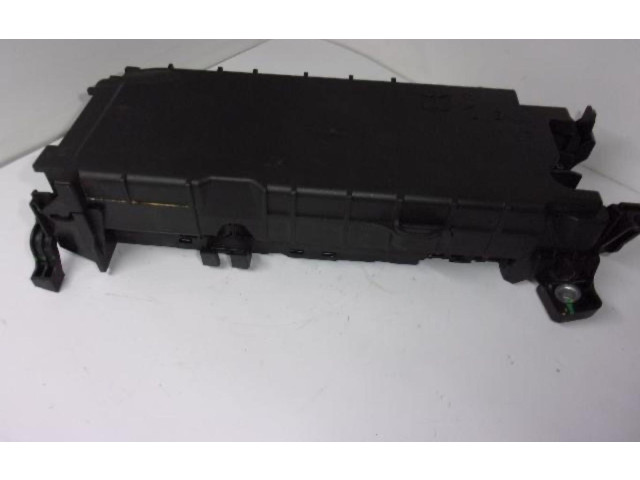 Pojistková skříňka A2465400340 Mercedes-Benz GLA W156 2016