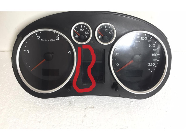 Панель приборов 8Z0920900M, 8Z0920900M Audi A2