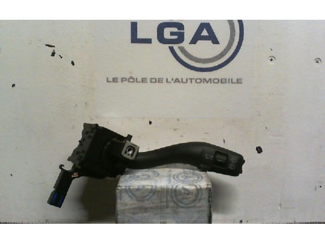 Ручка стеклоочистителей 8P0953519E9B9 Audi A3 S3 A3 Sportback 8P