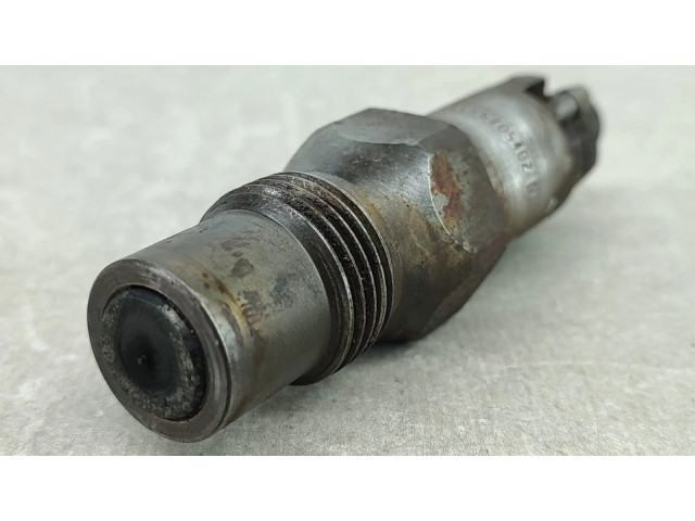 Vstřikovač LCR6705402 Peugeot 504 1.8