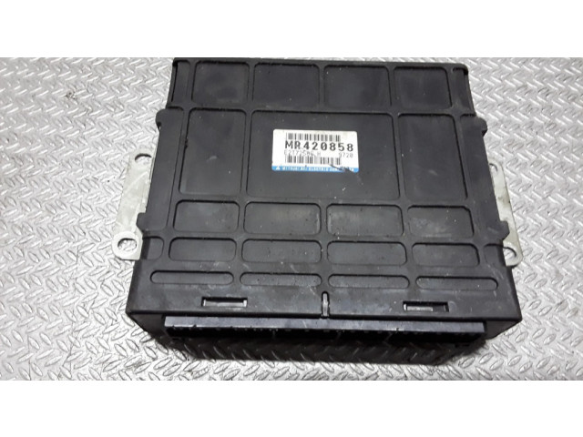 Блок управления двигателя MR420858, E2T72586H   Mitsubishi Space Wagon