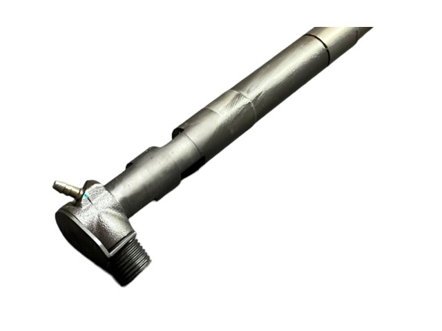 Vstřikovač 28489548 Opel Antara