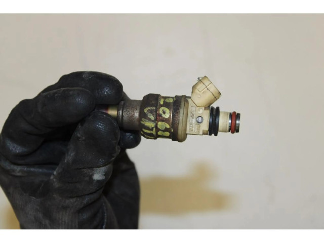 Vstřikovač Suzuki Samurai pro benzínový motor 2.0