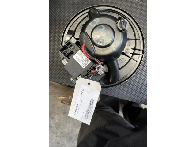 Вентилятор печки       Volkswagen Touran I