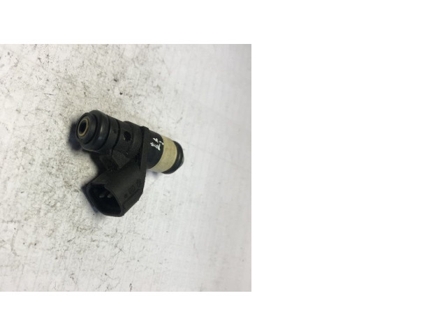 Форсунка 036906031M    Audi A2 для бензинового двигателя  1.4