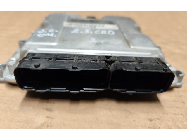 Блок управления двигателя P56041700BB Jeep Cherokee III KJ