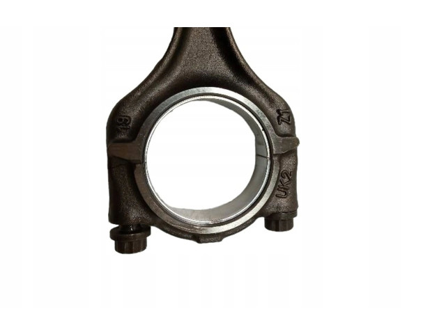  Поршень с шатуном  1831R0, MPI  Skoda Fabia Mk3 (NJ)  