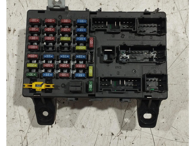 Блок предохранителей 91198-1C020, 91198-1C020   Hyundai Getz    