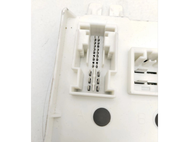 Блок комфорта 68226670AA, T516   Maserati Quattroporte   