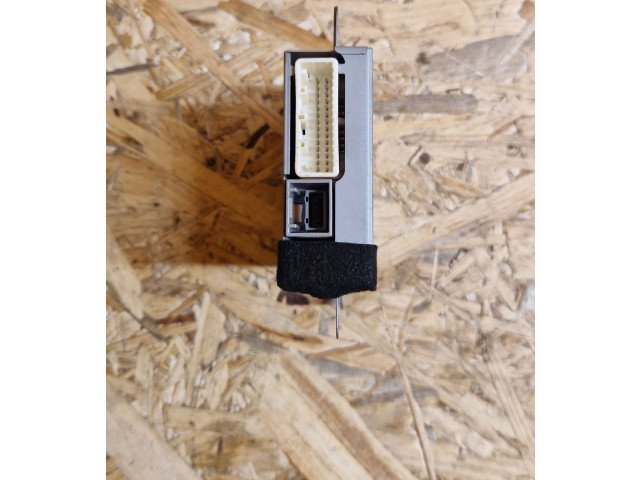 Моторчик заднего дворника 8785A084, VP35CF14B901BA Mitsubishi Outlander