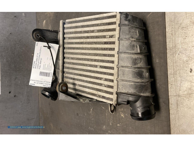 Радиатор интеркулера 6Q0145804G Skoda Fabia Mk2 (5J)