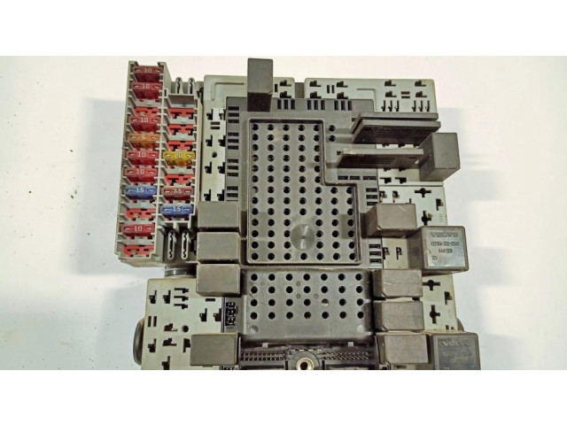 Pojistková skříňka 9162438, 8696098 Volvo S80 2004