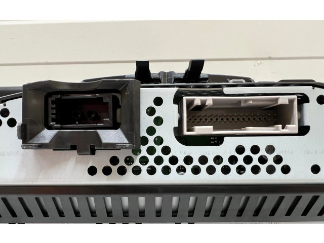 Přístrojová deska Audi A5 2021 8W6920781J