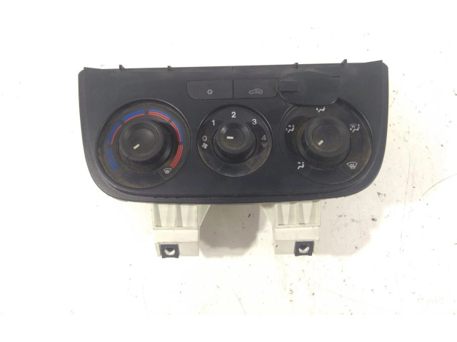 Блок управления климат-контролем    Opel Combo D