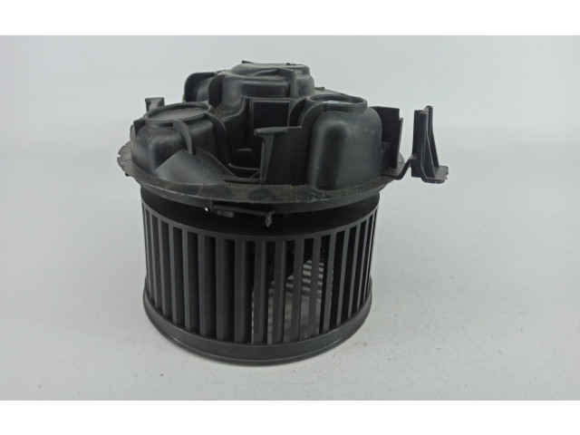 Вентилятор печки       Renault Clio III