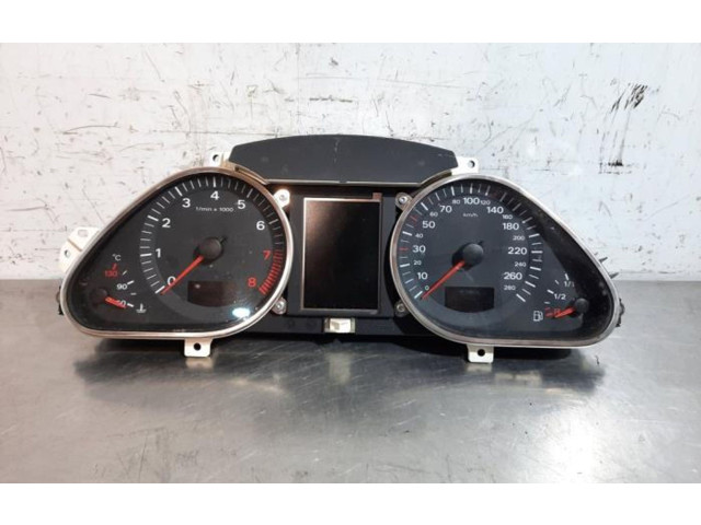 Přístrojová deska Audi A6 Allroad C6 2009 4F0920933H