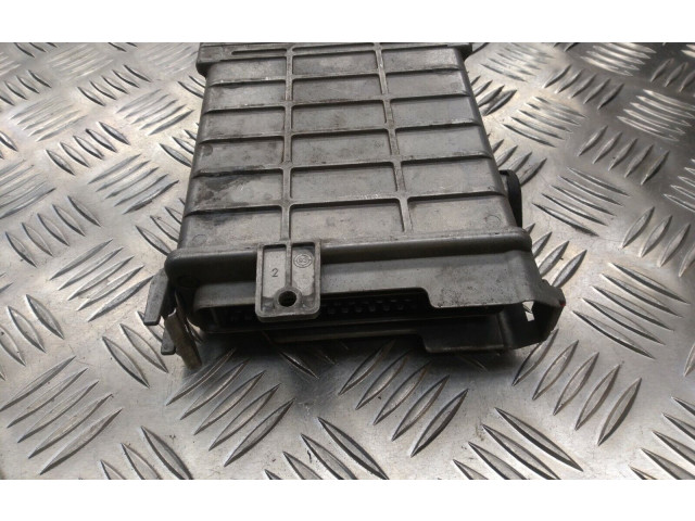 Блок управления двигателя 8A0907404CC, 0261200858   Volkswagen PASSAT B4