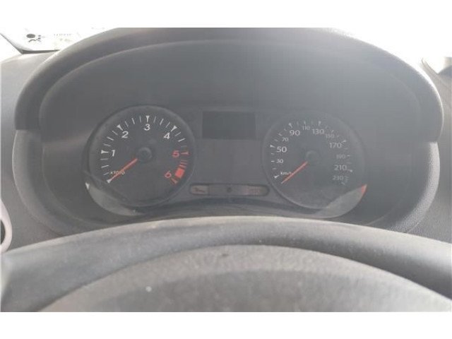 Панель приборов 8201060289A   Renault Clio III       