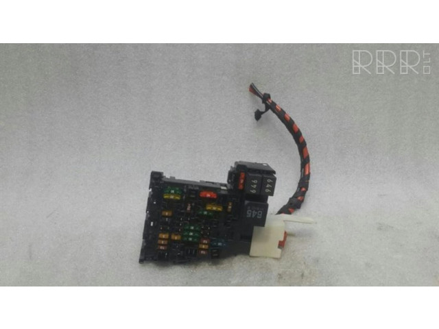 Pojistková skříňka 5Q0937615C Audi A3 S3 8V 2013