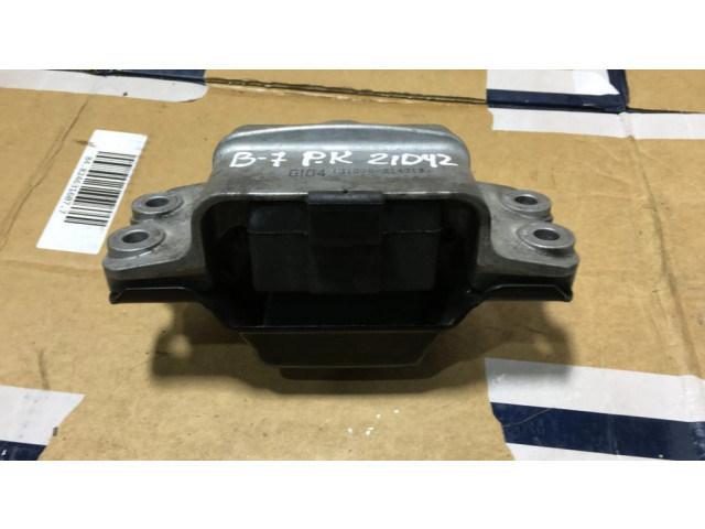 Подушка коробки передач