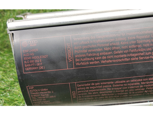 Подушка безопасности пассажира 8L0880202E Audi TT Mk1