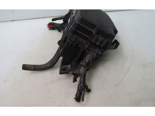 Блок предохранителей 91200J7720 KIA Ceed