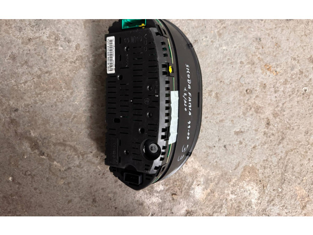 Панель приборов Skoda Fabia Mk2 (5J)