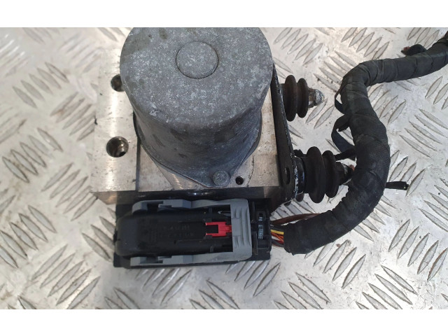 Блок АБС 8R0907379C, 8K0614517 Audi Q5 SQ5 2008 - 2017 года