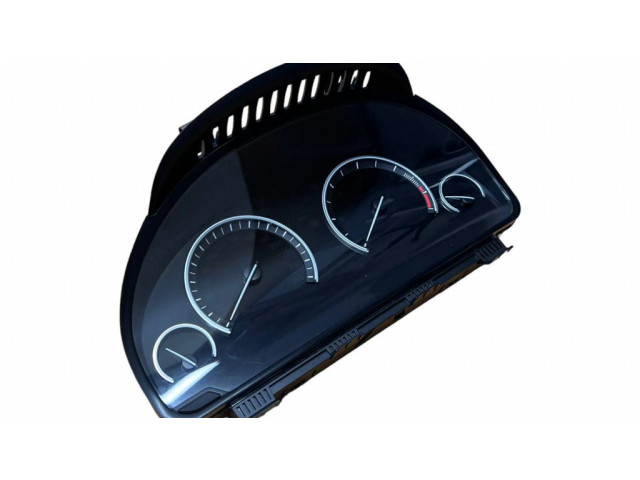 Přístrojová deska BMW 7 F01 F02 F03 F04 2010 9220801, 17388410