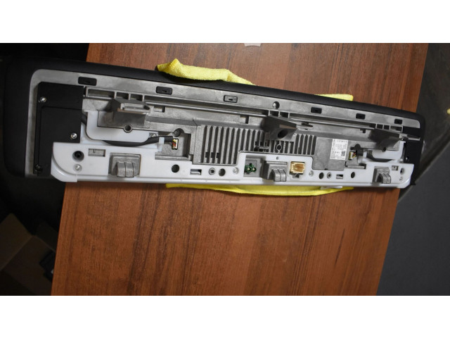 Přístrojová deska Mercedes-Benz GLE W167 2024 A1679001909