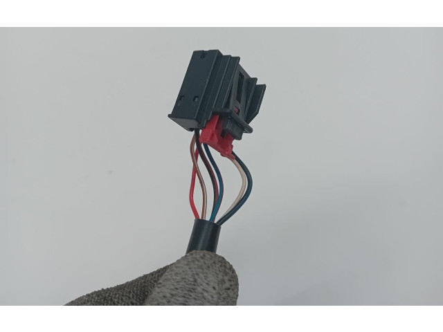 Зеркало электрическое        Volkswagen Golf Plus  2005 - 2013 года   