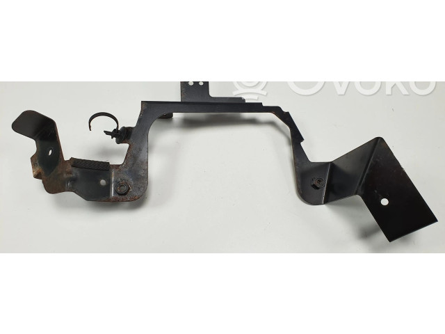   Pojistková skříňka 4G43-14A173-CJ   Aston Martin Rapide 2015