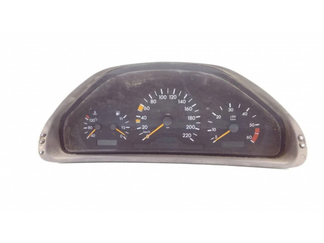 Панель приборов 2105400548, 110008826   Mercedes-Benz E W210       